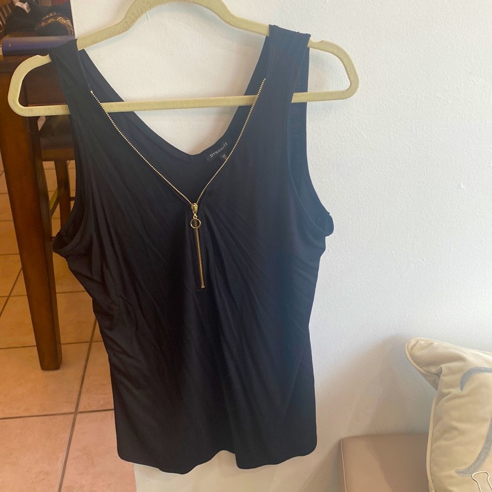 NWT Front Zipper Sleeveless Top